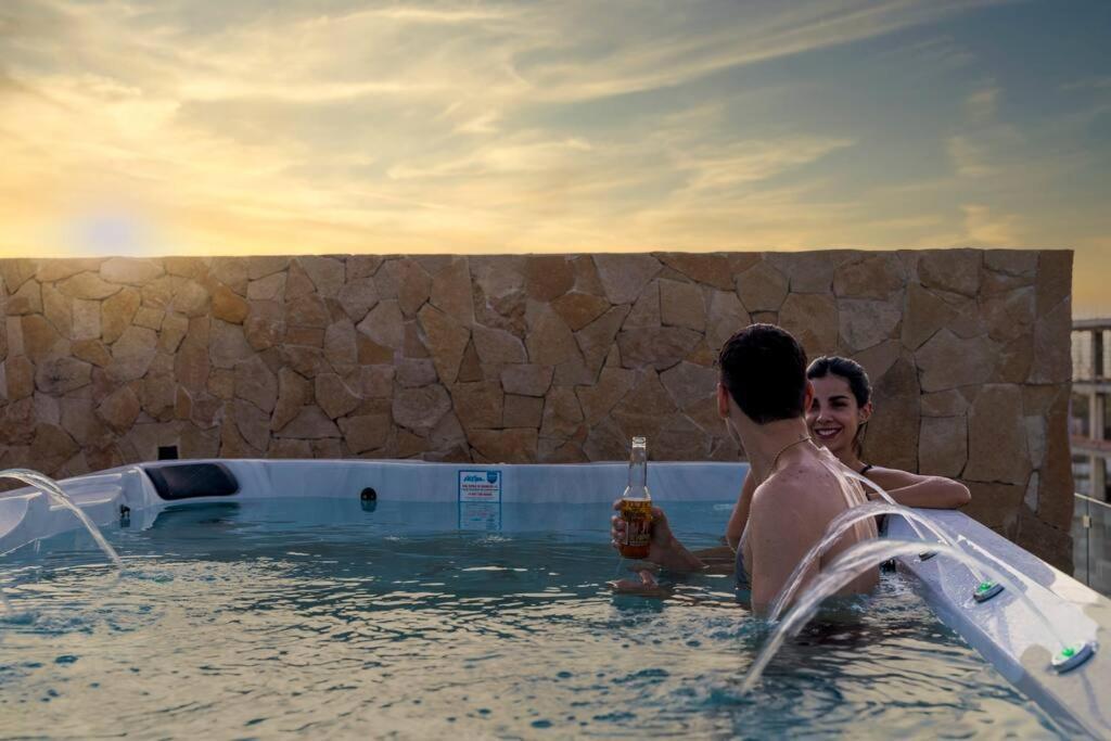 Penthouse With Private Jacuzzi And 4 Bedrooms Apartamento Cabo San Lucas
