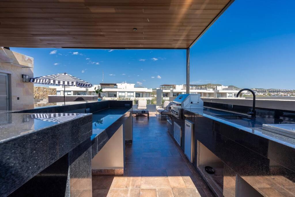 Penthouse With Private Jacuzzi And 4 Bedrooms Apartamento *