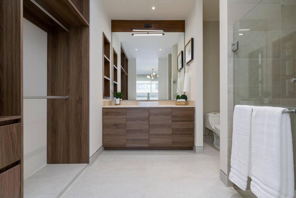 Penthouse With Private Jacuzzi And 4 Bedrooms Apartamento