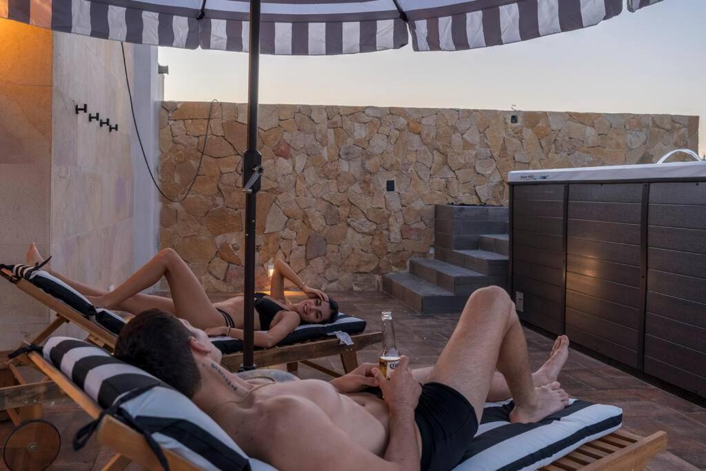 Penthouse With Private Jacuzzi And 4 Bedrooms Apartamento *
